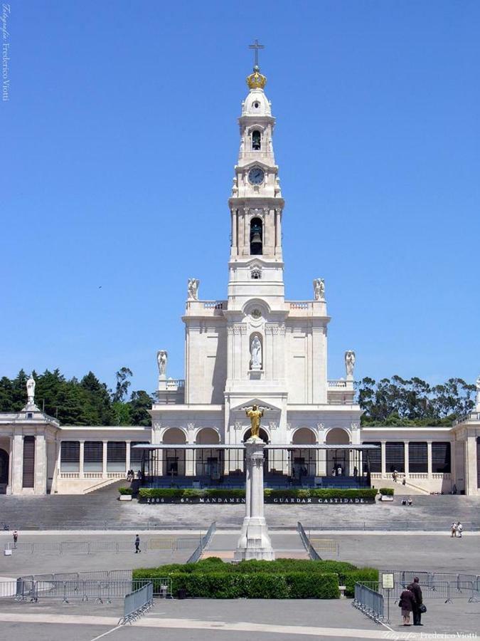 Apartamento 300 Metros Do Santuario De Fatima T4 Exterior foto