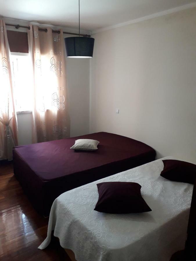 Apartamento 300 Metros Do Santuario De Fatima T4 Exterior foto